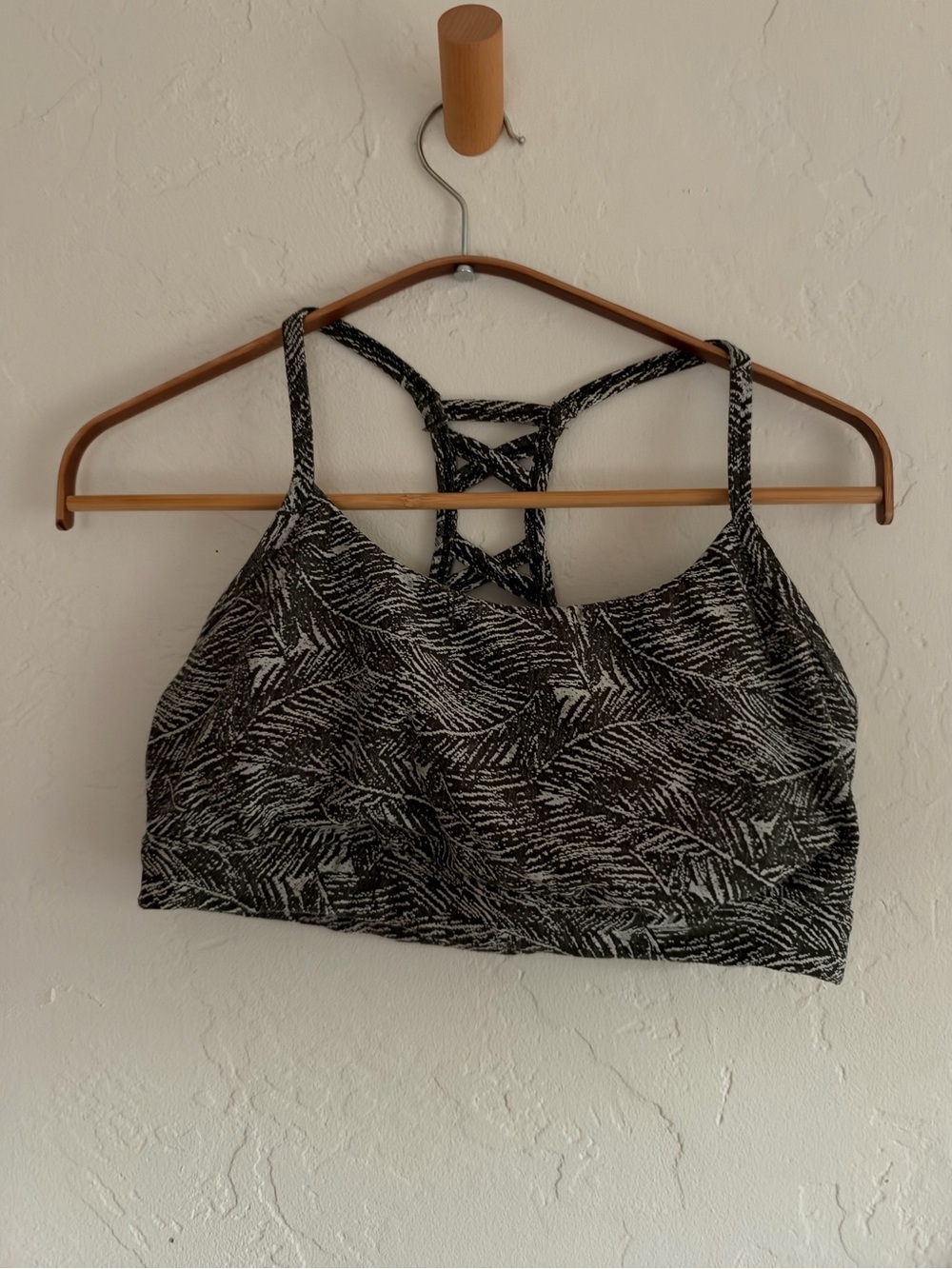 all in motion Black & White Leaf-Print Strappy Sports Bralette